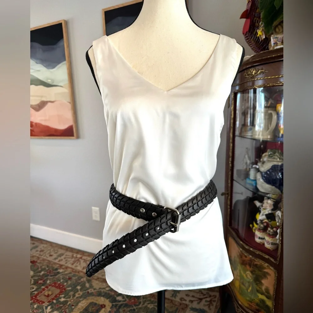 Vintage Tire Black Belt